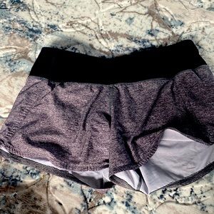 Lululemon shorts size 4